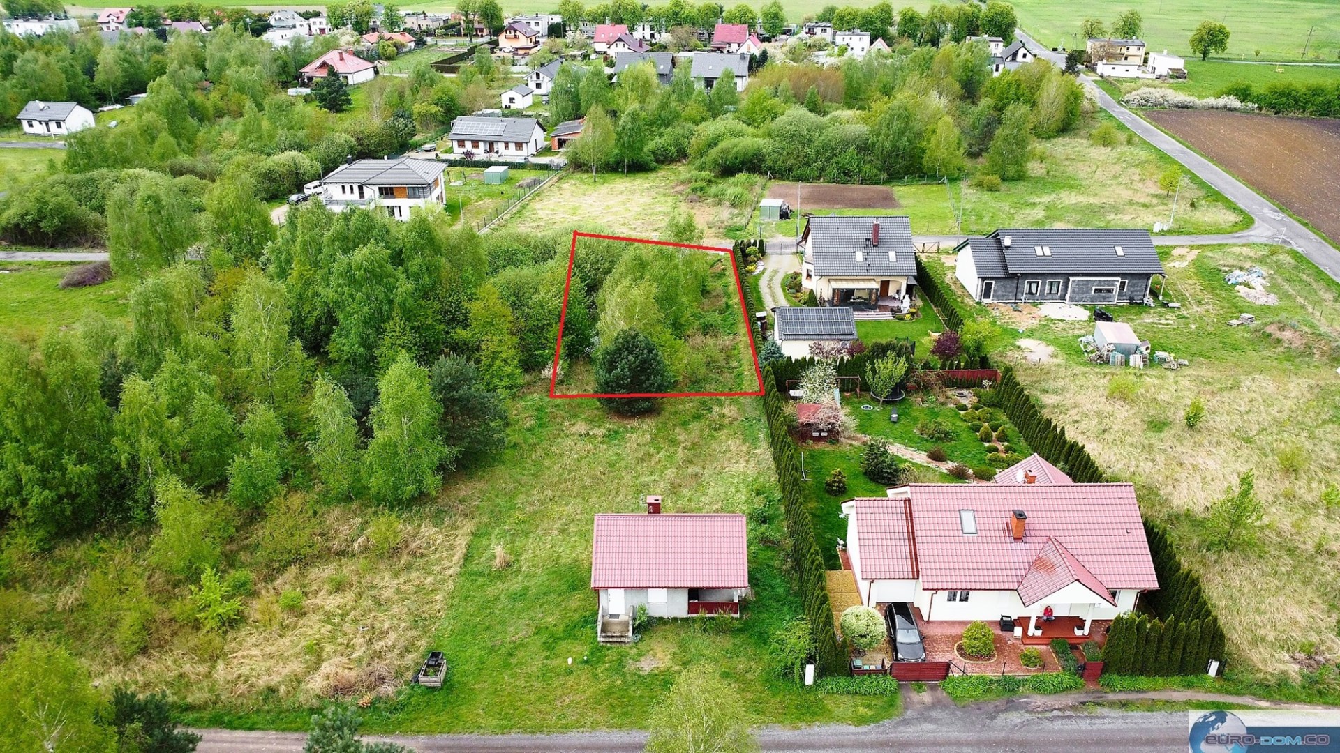 Działka na sprzedaż