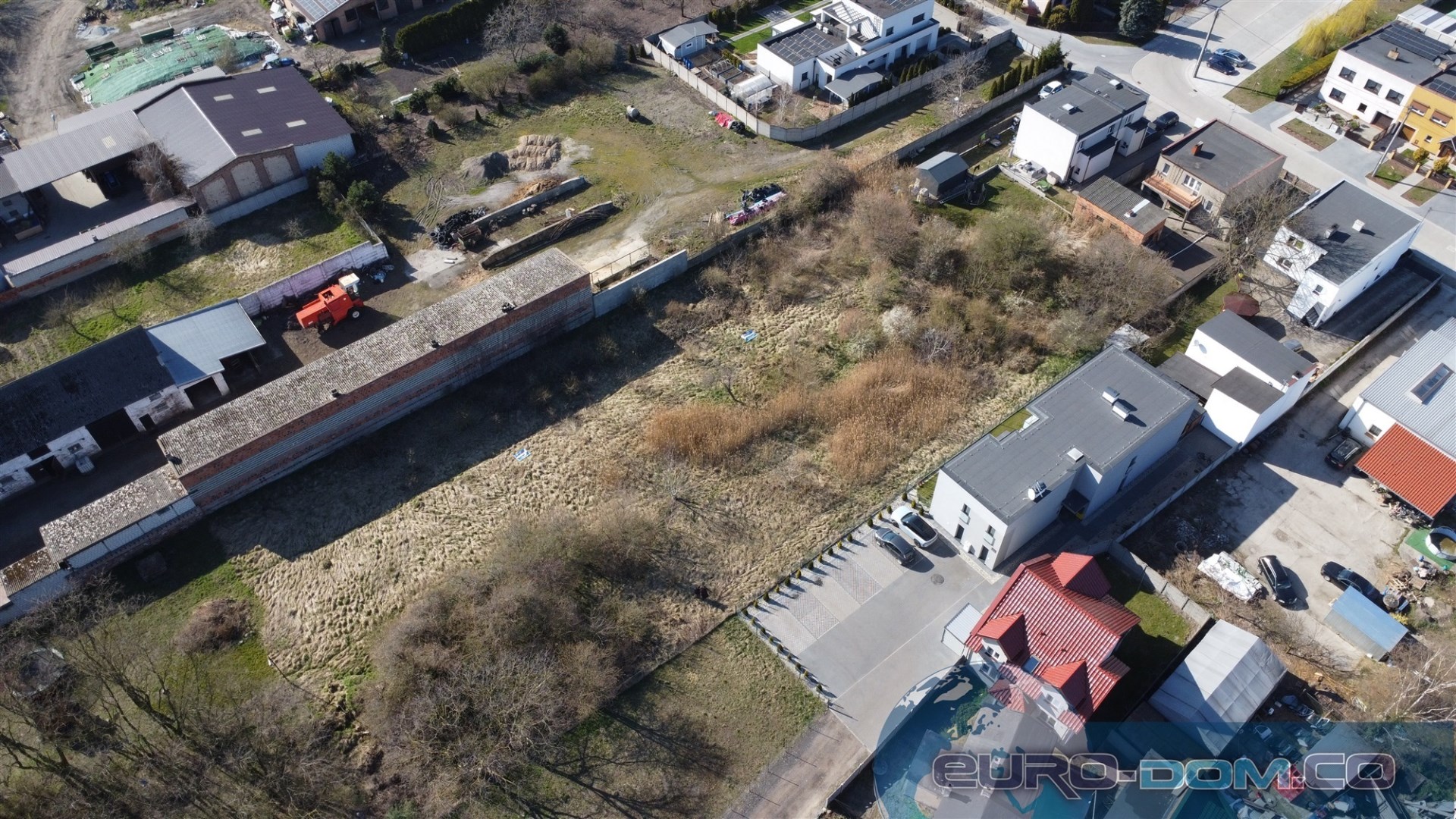 Działka na sprzedaż